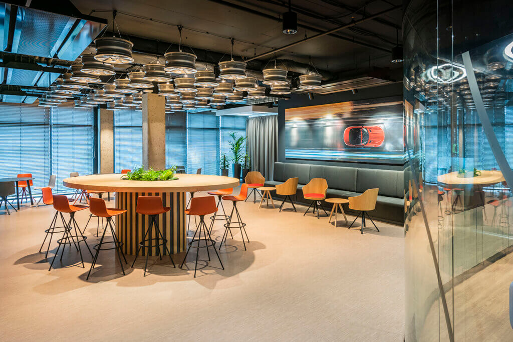 Aspira Business Centre <strong>Mercedes-Benz Parts Logistics Easter Europe</strong> offices